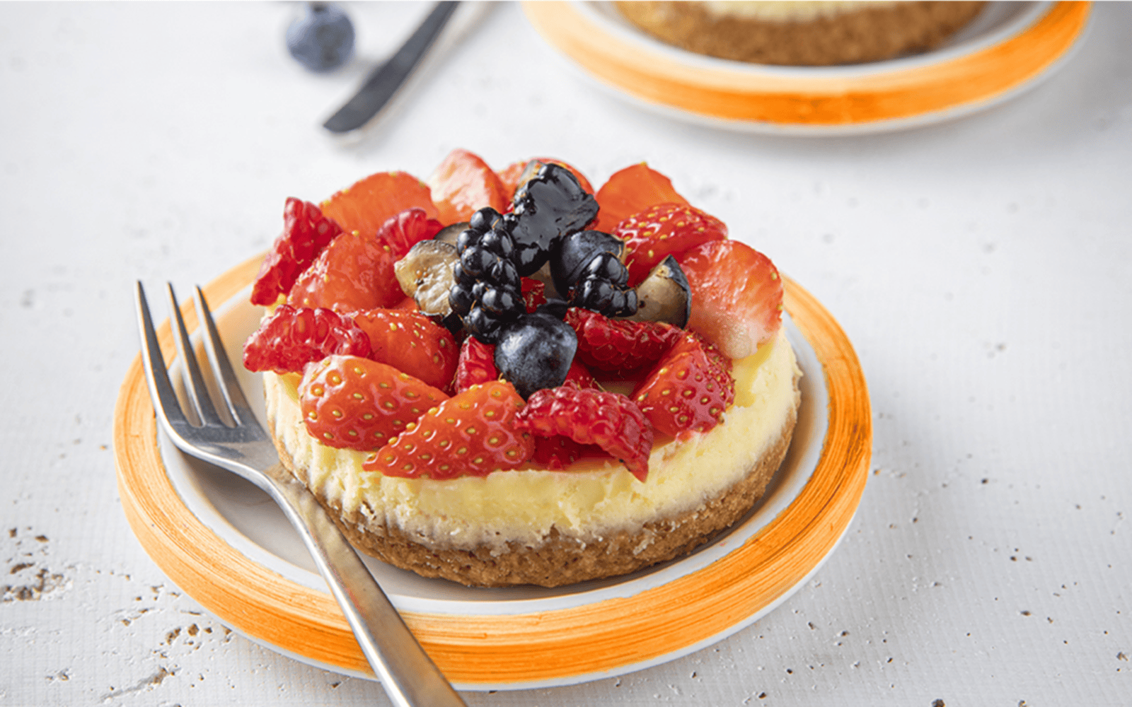 レッドフルーツチーズケーキのタルトレット